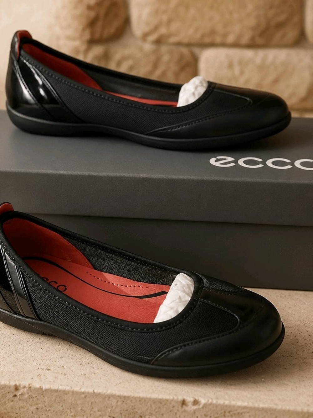 ECCO Bluma Black Leather & Mesh Ballet Flats – Brand New in Box – Size 38 7/7.5